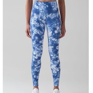 COPY - ❤️Lululemon Wunder Under Pant (Hi-Rise) Shibori
Shibori Varsity Blue Whi…